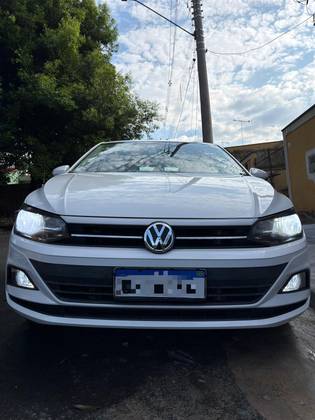 VOLKSWAGEN POLO 1.0 200 TSI COMFORTLINE AUTOMÁTICO